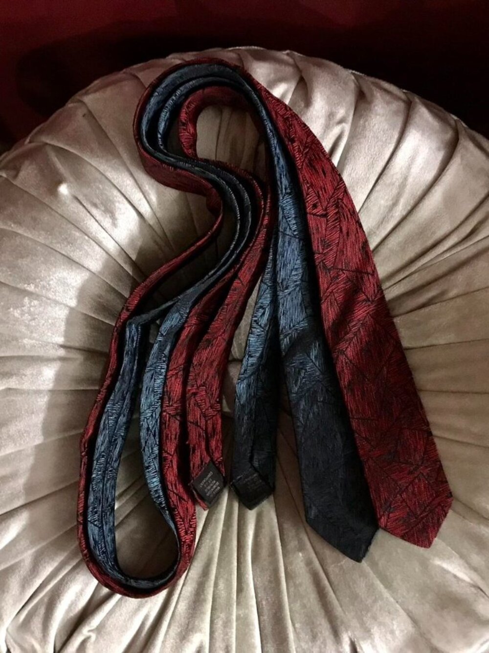 2 1980s Skinny Neck Ties
